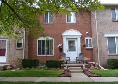 royal-woods-townhomes-apartments-for-rent-in-riverview-mi-gallery-6