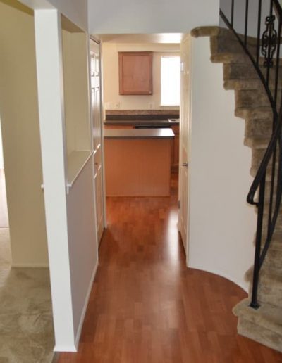 royal-woods-townhomes-apartments-for-rent-in-riverview-mi-gallery-9